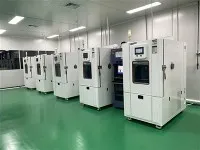 Elektron komponentlarni sinashda doimiy harorat namligi sinov kamerasining as...